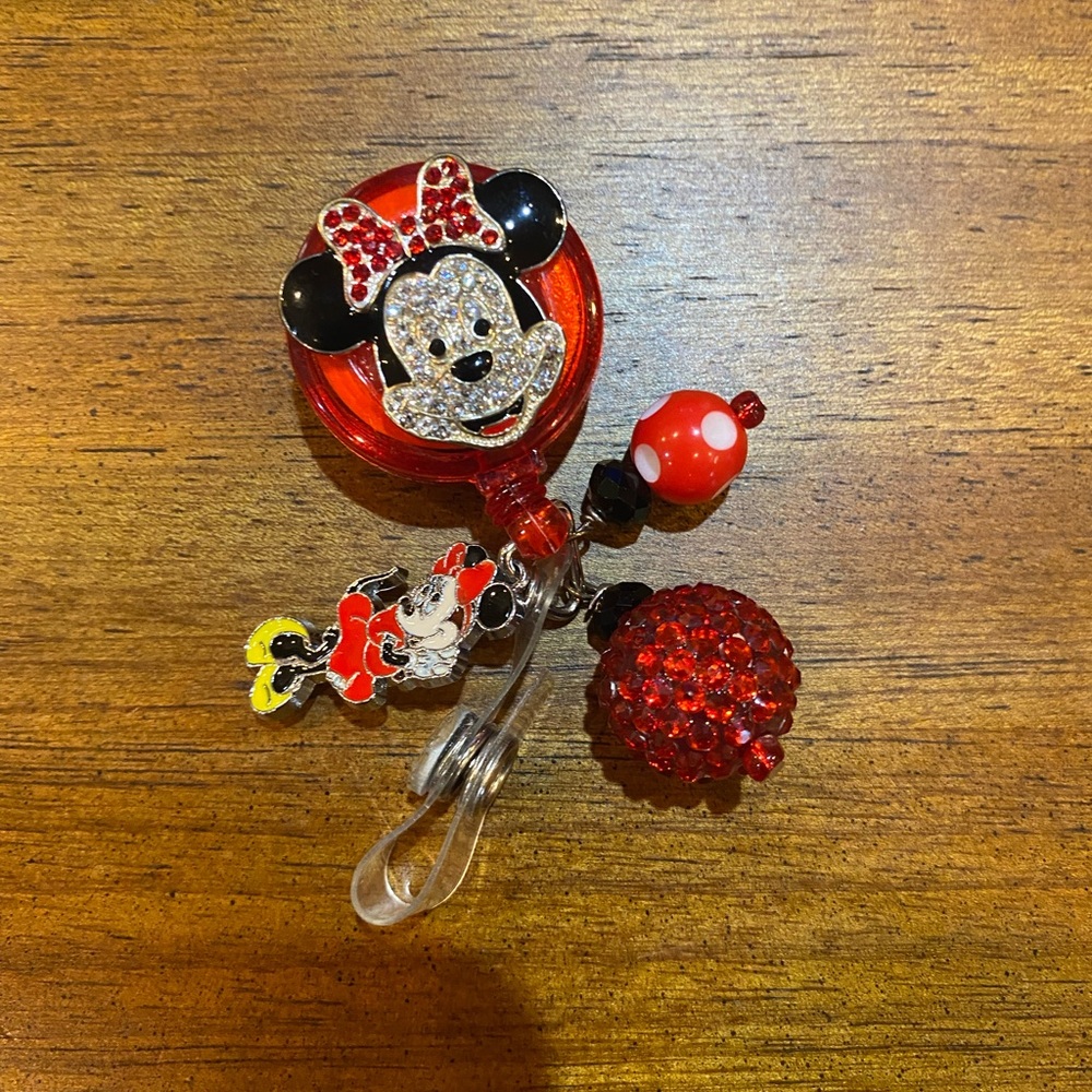 Badge reel